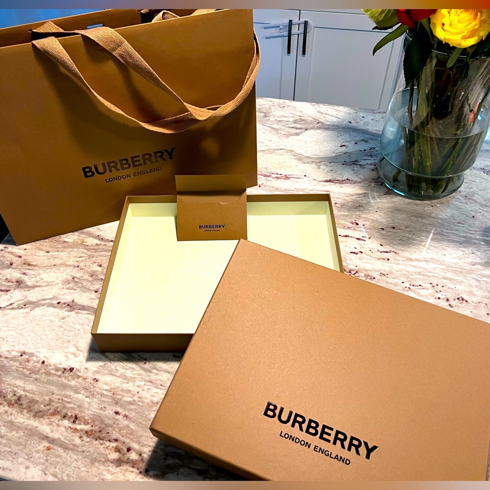 Burberry box (empty), shopping bag and envelope for scarf or other small clothes